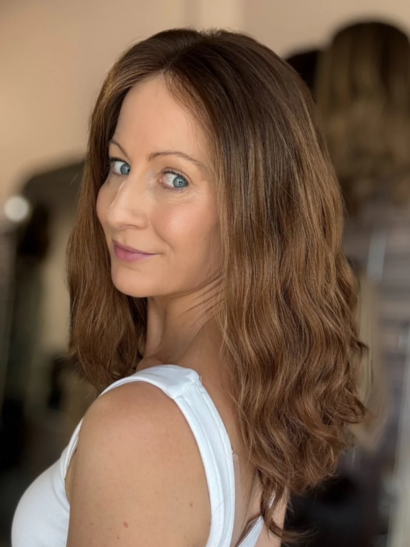 Cinnamon Wavy 18